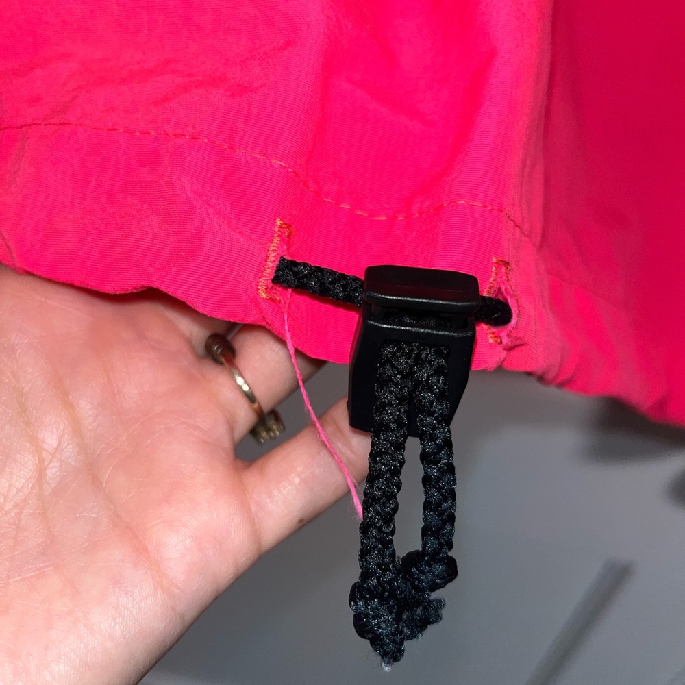 Uzzi Dive Gear Pink Pullover - Picture 7 of 14